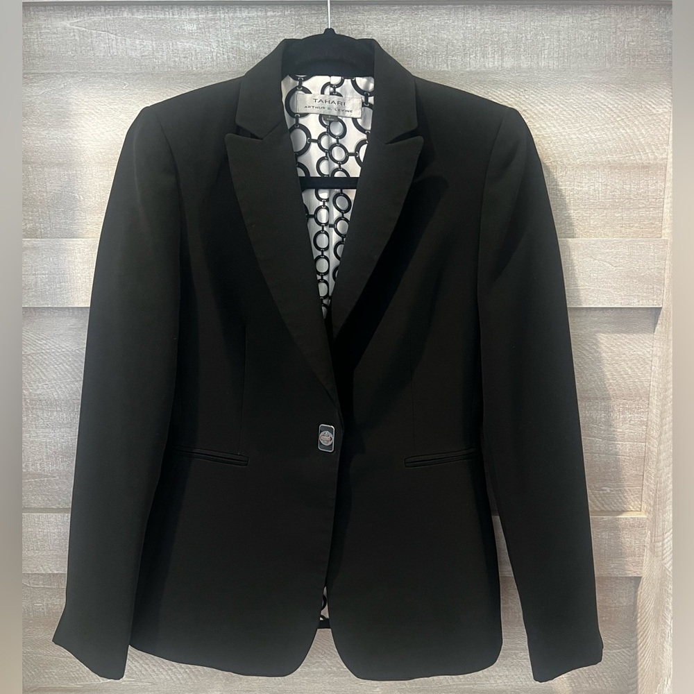 Tahari By Arthur S Levine - Womens Suit Blazer, Black, Notch Lapel, Size 2